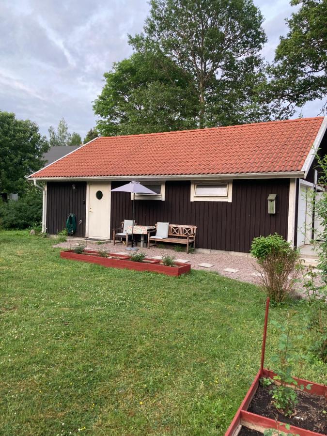 Fint Boende I Vackra Marielund Uppsala Exterior foto